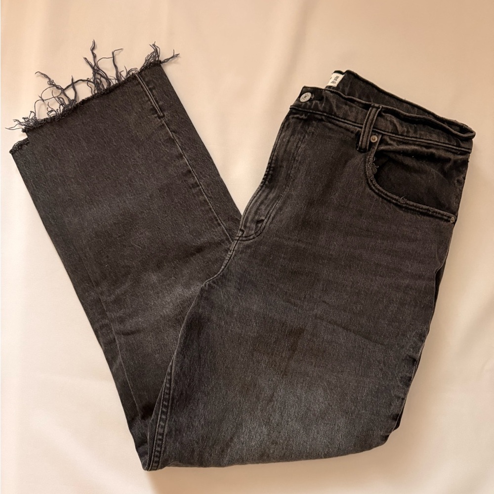 Abercrombie & Fitch Black Straight-Leg Jeans with Frayed Hem